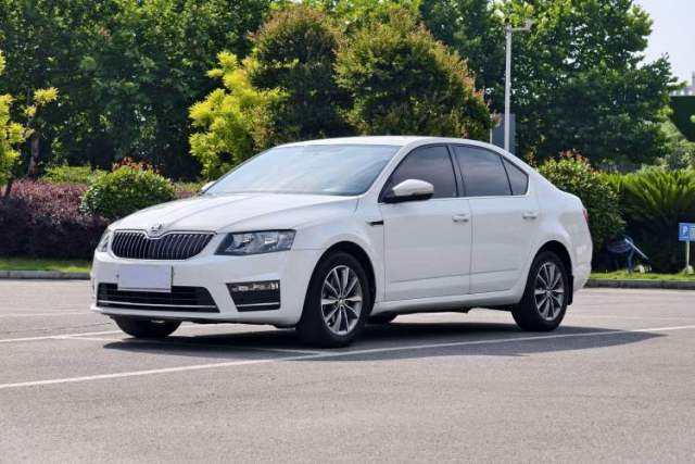 Used Skoda Octavia 2017 1.6L Manual Trend Edition