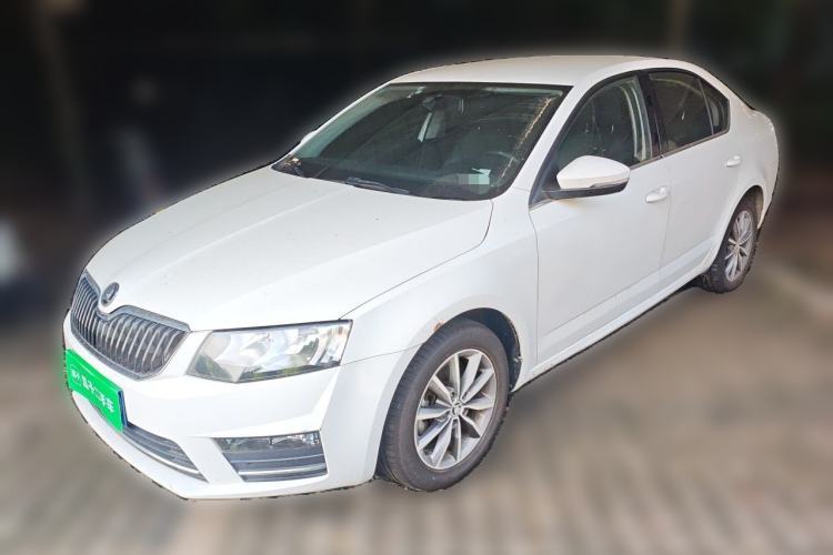 Ojetý Skoda Octavia 2017 Classic Model 1.6L Manual Comfort Edition Guazi used car, China used car export, Used car for sale, Used cars, Cheapest cars for sale