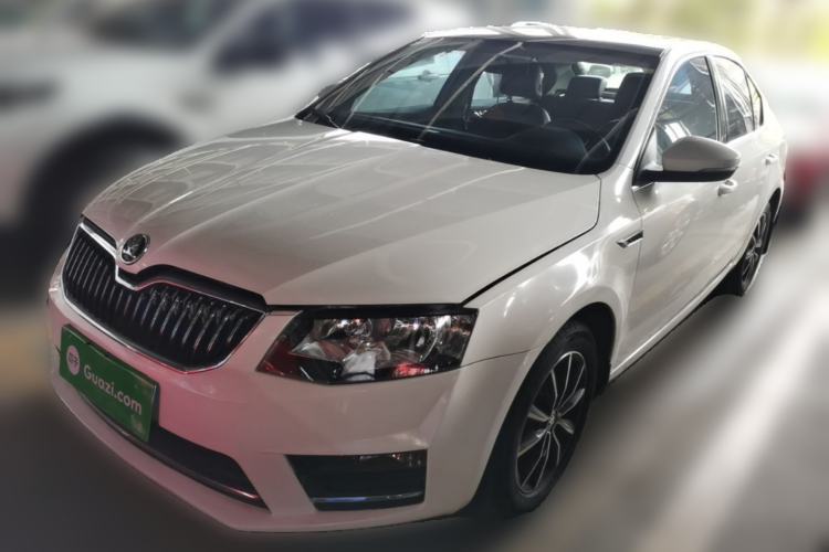 Used Skoda Octavia 2017 1.6L Automatic Smart Drive Edition Guazi used car, China used car export, Used car for sale, Used cars, Cheapest cars for sale