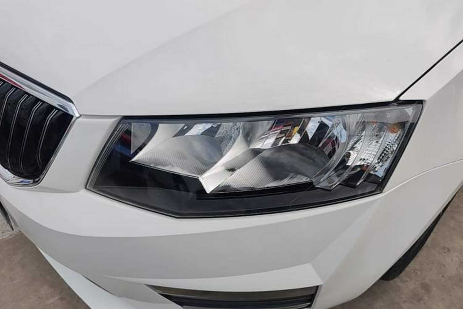Used Skoda Octavia 2017 TSI280 DSG Smart Drive Edition Left Front Headlight