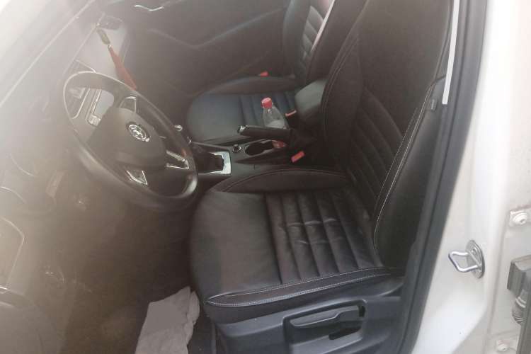Used Skoda Octavia 2017 1.6L Manual Smart Drive Edition Left Front Seat