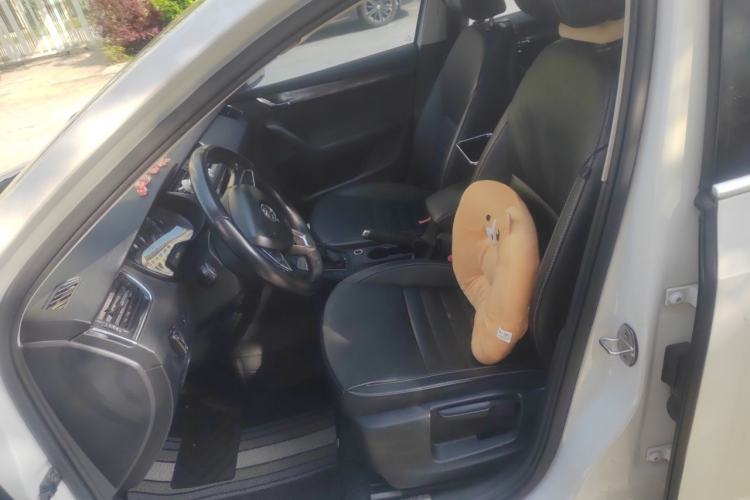 Used Skoda Octavia 2017 1.6L Automatic Smart Drive Edition Left Front Seat