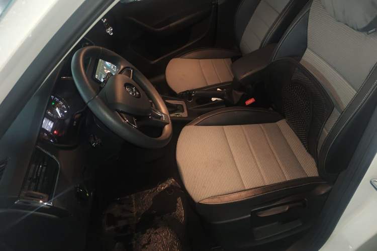 Used Skoda Octavia 2017 1.6L Automatic Chuanxing Edition Left Front Seat