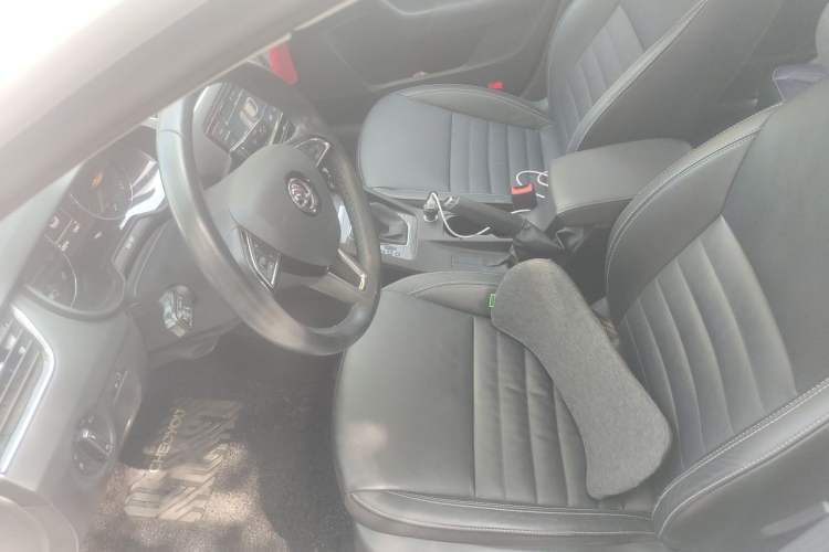 Used Skoda Octavia 2017 TSI280 DSG Smart Drive Edition Left Front Seat