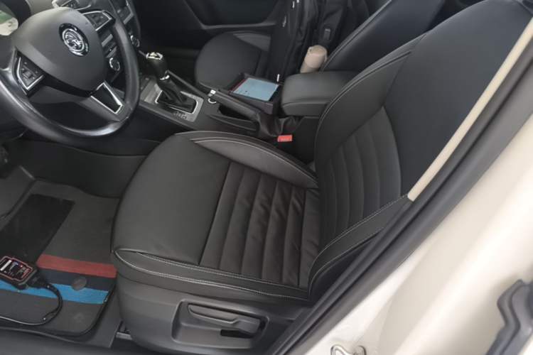Used Skoda Octavia 2017 TSI280 DSG Smart Drive Edition Left Front Seat
