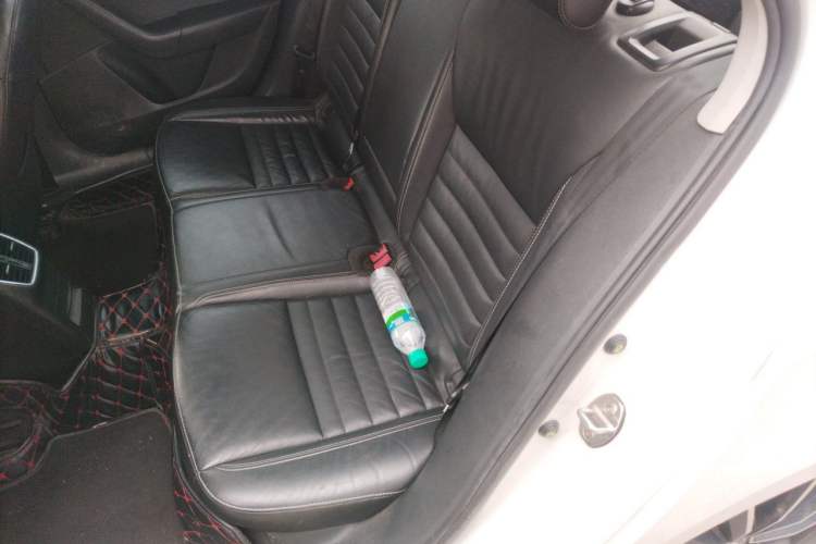 Used Skoda Octavia 2017 1.6L Manual Smart Drive Edition Left Rear Seat