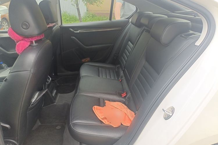 Used Skoda Octavia 2017 1.6L Manual Smart Drive Edition Left Rear Seat