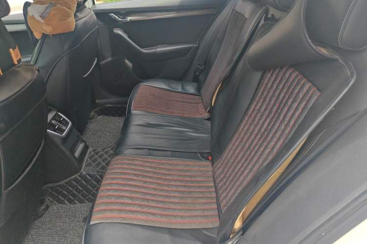 Used Skoda Octavia 2017 1.6L Manual Smart Drive Edition Left Rear Seat