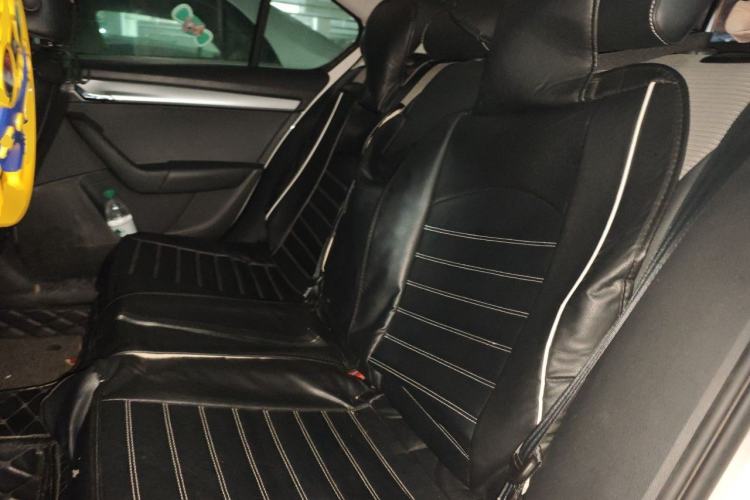 Used Skoda Octavia 2017 1.6L Manual Trend Edition Left Rear Seat