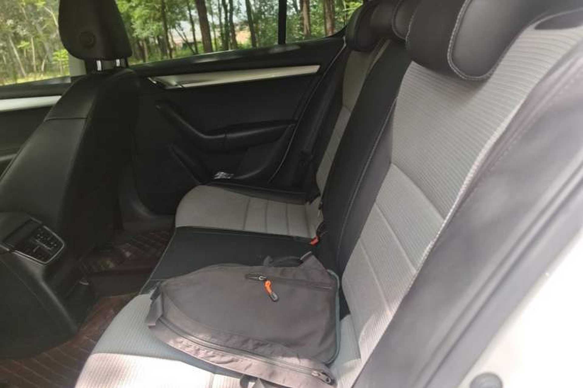 Used Skoda Octavia 2017 1.6L Manual Trend Edition Left Rear Seat