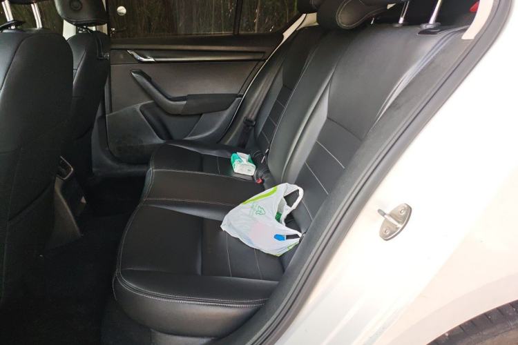 Used Skoda Octavia 2017 Classic Model 1.6L Manual Comfort Edition Left Rear Seat