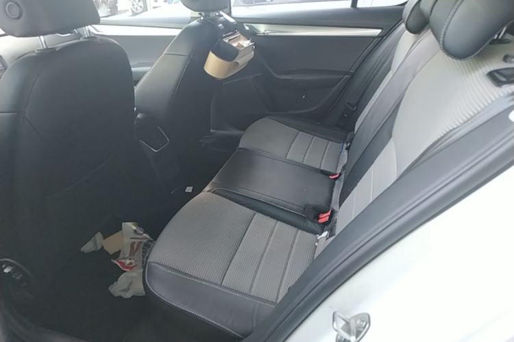 Used Skoda Octavia 2017 1.6L Automatic Chuanxing Edition Left Rear Seat