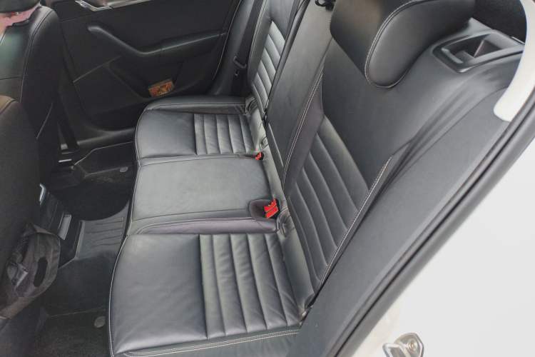 Used Skoda Octavia 2017 1.6L Manual Smart Drive Edition Left Rear Seat