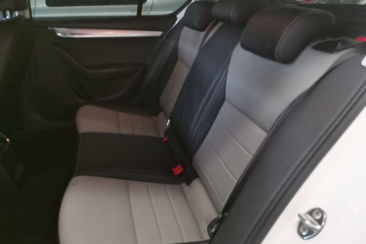 Used Skoda Octavia 2017 1.6L Manual Trend Edition Left Rear Seat