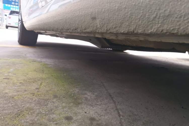 Used Skoda Octavia 2017 1.6L Automatic Smart Drive Edition Left Side Sill