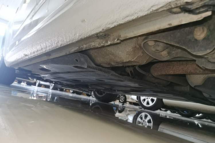Used Skoda Octavia 2017 1.6L Manual Trend Edition Left Side Sill