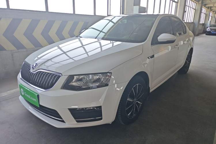 Used Skoda Octavia 2017 TSI280 DSG Smart Drive Edition Guazi used car, China used car export, Used car for sale, Used  cars, Cheapest cars for sale