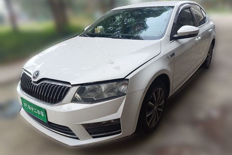 Used Skoda Octavia 2017 1.6L Automatic Chuanxing Edition Guazi used car, China used car export, Used car for sale, Used cars, Cheapest cars for sale