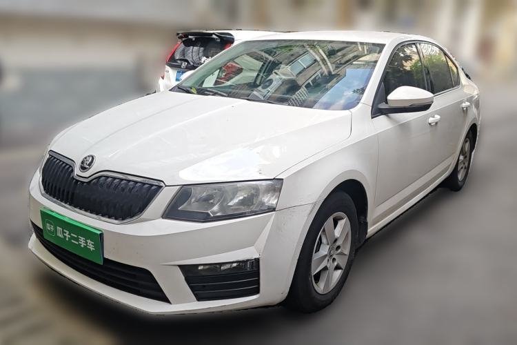 Used Skoda Octavia 2017 Classic Model 1.6L Automatic Standard Edition Guazi used car, China used car export, Used car for sale, Used cars, Cheapest cars for sale