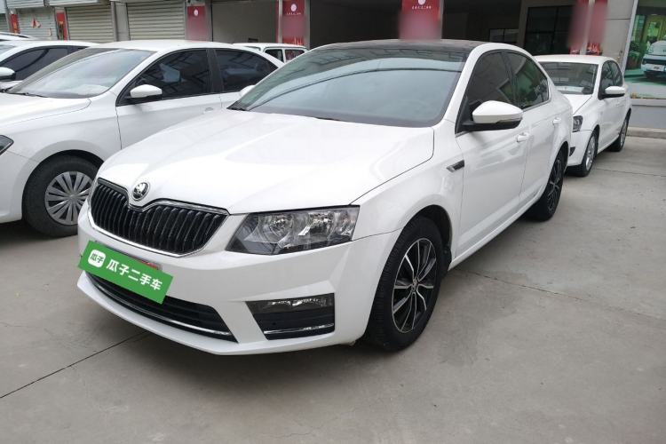 Gebrauchter Skoda Octavia 2017 1.6L Automatic Smart Drive Edition Guazi used car, China used car export, Used car for sale, Used  cars, Cheapest cars for sale