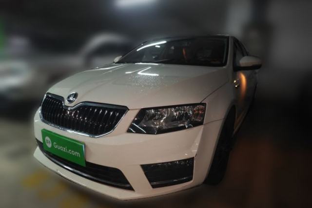 Used Skoda Octavia 2017 Classic Model 1.6L Automatic Comfort Edition