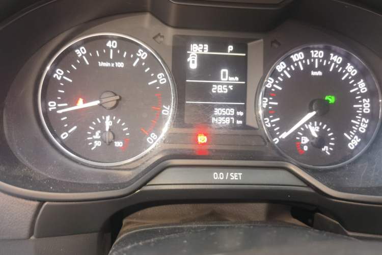 Used Skoda Octavia 2017 Classic Model 1.6L Automatic Comfort Edition Odometer Close Up