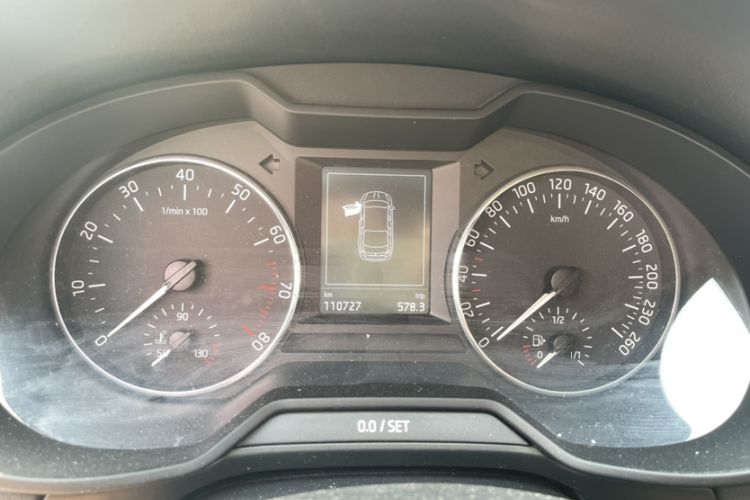 Used Skoda Octavia 2017 1.6L Automatic Smart Drive Edition Odometer Close Up