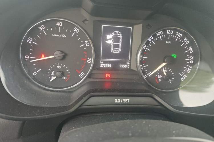 Used Skoda Octavia 2017 1.6L Automatic Smart Drive Edition Odometer Close Up