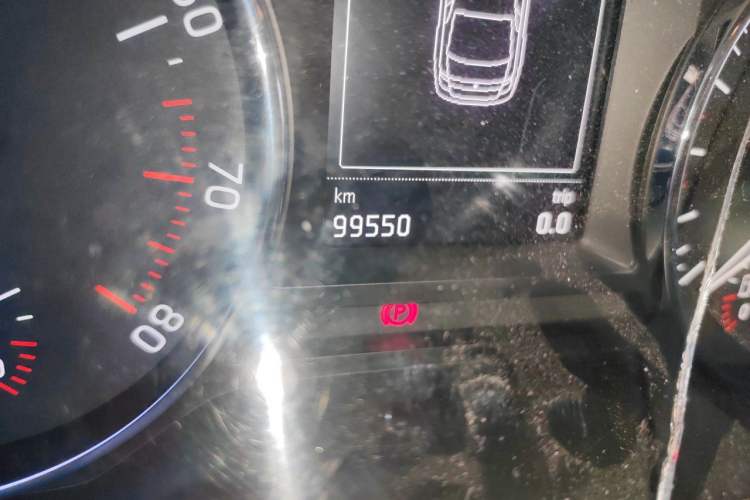 Used Skoda Octavia 2017 1.6L Automatic Smart Drive Edition Odometer Close Up
