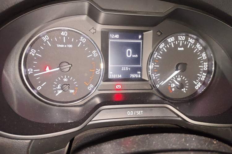 Used Skoda Octavia 2017 TSI280 DSG Smart Drive Edition Odometer Close Up