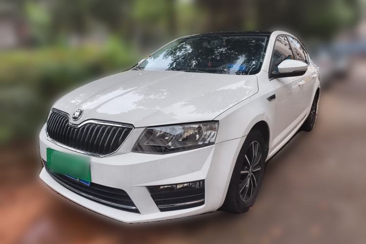 Used Skoda Octavia 2017 1.6L Automatic Smart Drive Edition Guazi used car, China used car export, Used car for sale, Used cars, Cheapest cars for sale