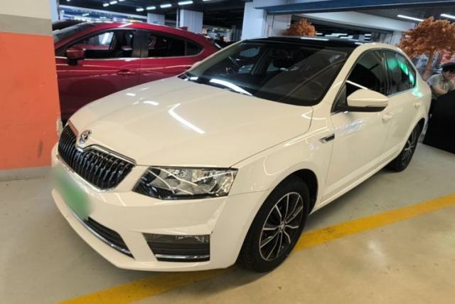 Used Skoda Octavia 2017 1.6L Automatic Smart Drive Edition