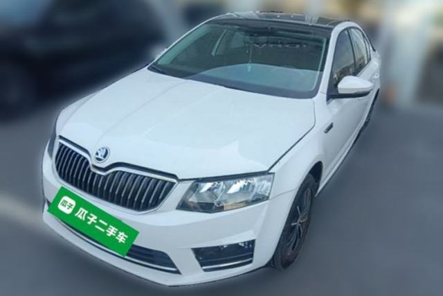 Used Skoda Octavia 2017 1.6L Automatic Smart Drive Edition