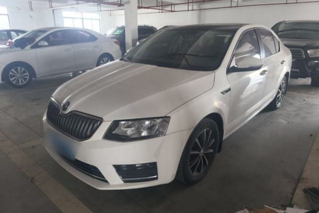 Used Skoda Octavia 2017 1.6L Manual Smart Drive Edition