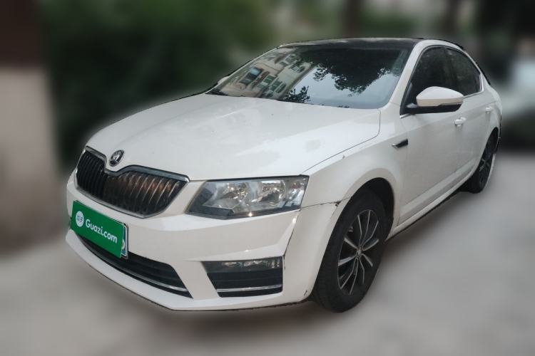 Used Skoda Octavia 2017 1.6L Automatic Smart Drive Edition Guazi used car, China used car export, Used car for sale, Used cars, Cheapest cars for sale