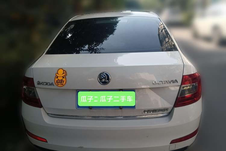 Used Skoda Octavia 2017 1.6L Manual Smart Drive Edition Rear