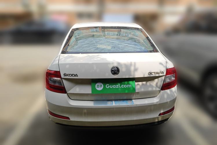 Used Skoda Octavia 2017 Classic Model 1.6L Automatic Comfort Edition Rear