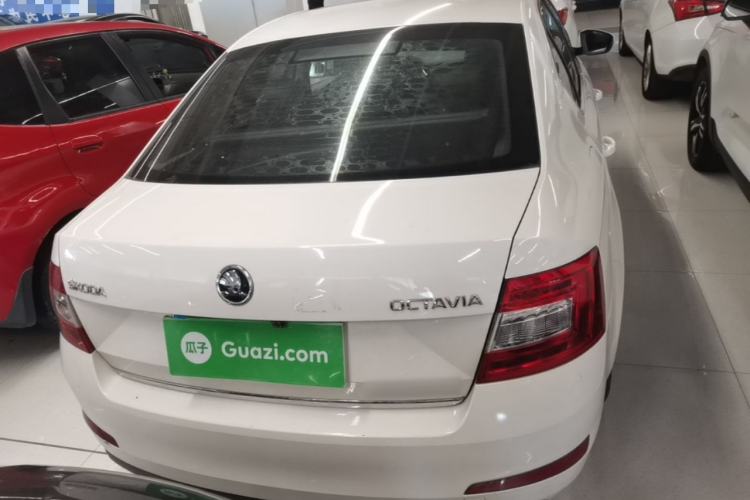 Used Skoda Octavia 2017 1.6L Automatic Smart Drive Edition Rear