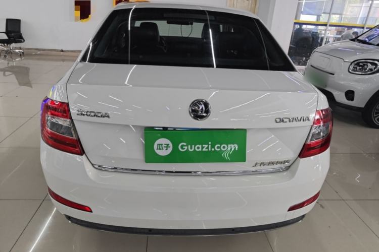 Used Skoda Octavia 2017 1.6L Manual Smart Drive Edition Rear