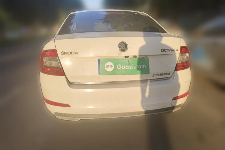 Used Skoda Octavia 2017 1.6L Automatic Smart Drive Edition Rear