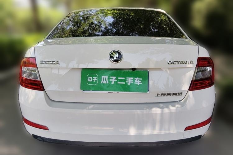 Used Skoda Octavia 2017 Classic Model 1.6L Automatic Standard Edition Rear