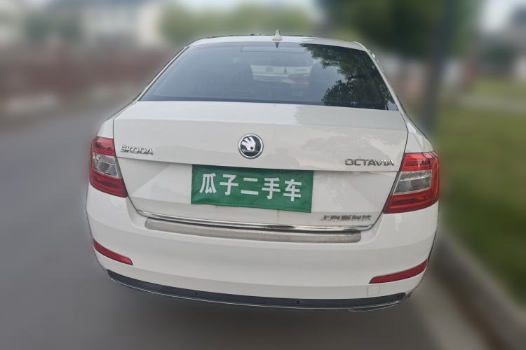 Used Skoda Octavia 2017 1.6L Automatic Smart Drive Edition Rear