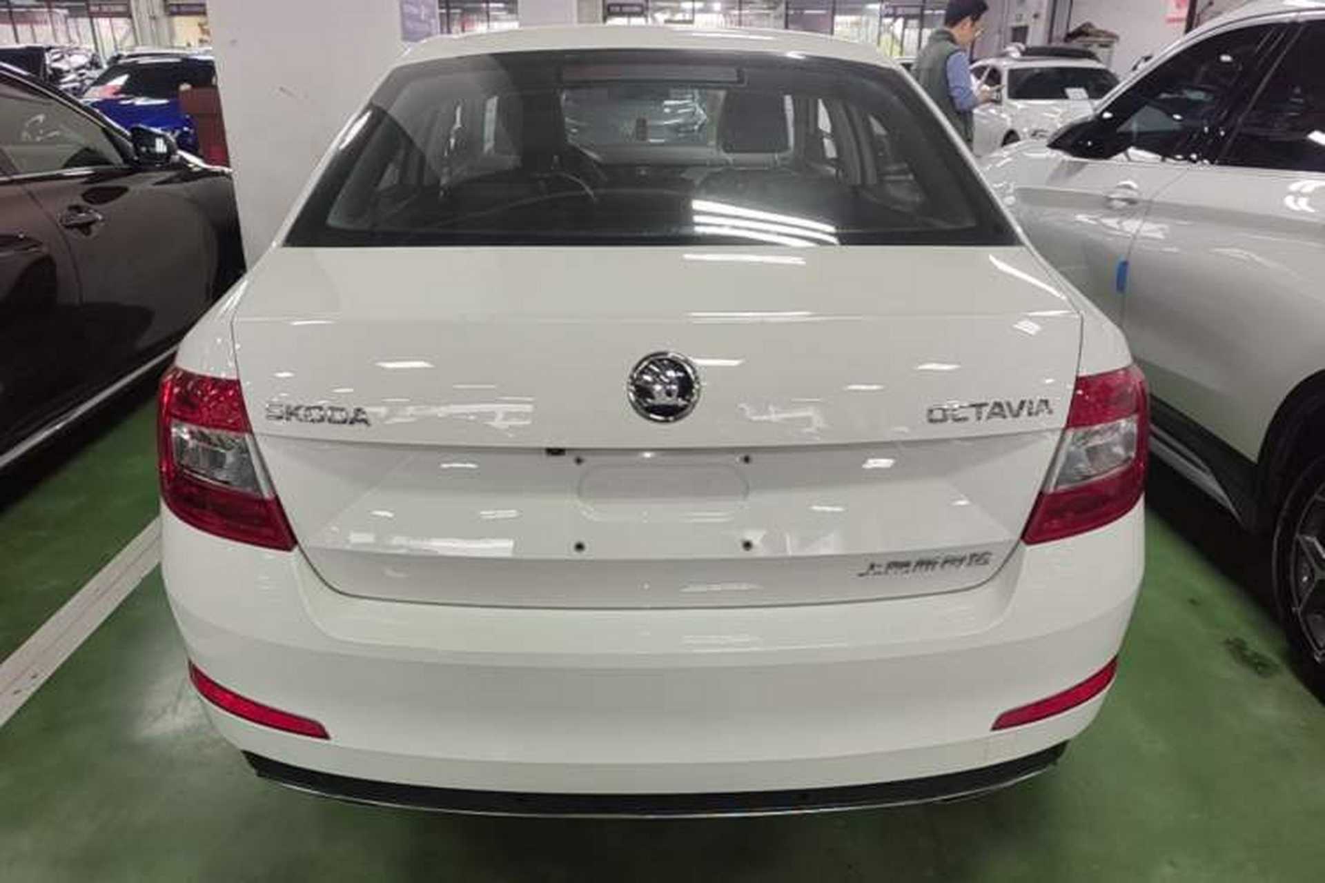 Used Skoda Octavia 2017 1.6L Automatic Chuanxing Edition Rear