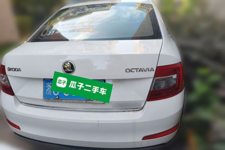 Used Skoda Octavia 2017 1.6L Manual Smart Drive Edition Rear