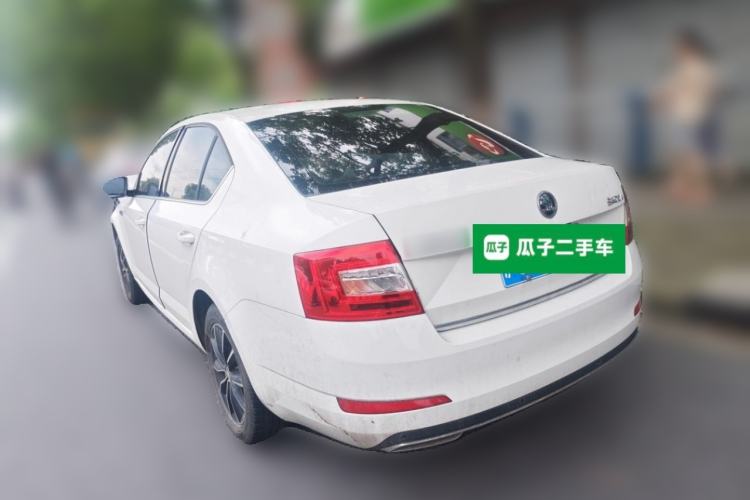 Used Skoda Octavia 2017 1.6L Automatic Smart Drive Edition Rear Left 45 Deg