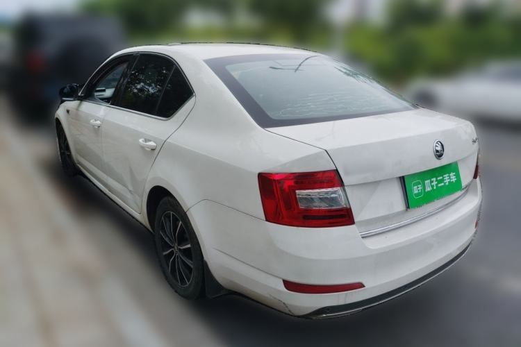 Used Skoda Octavia 2017 1.6L Manual Smart Drive Edition Rear Left 45 Deg