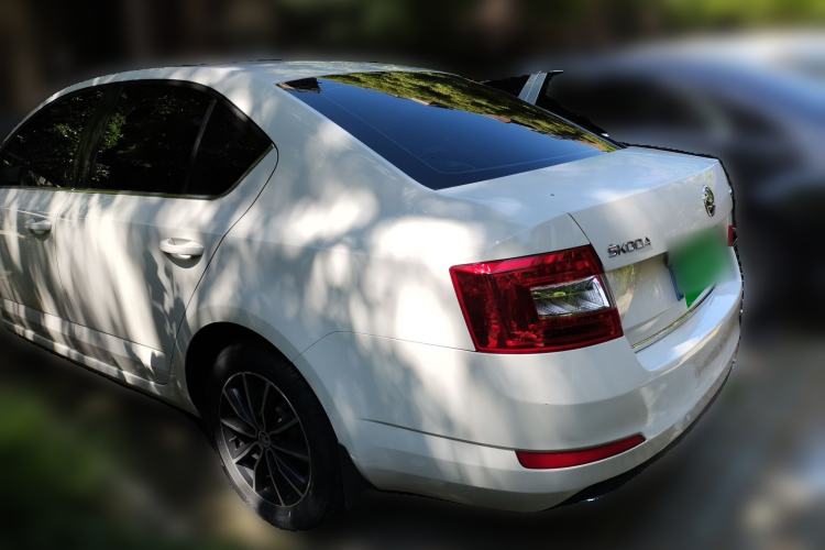 Used Skoda Octavia 2017 1.6L Automatic Smart Drive Edition Rear Left 45 Deg