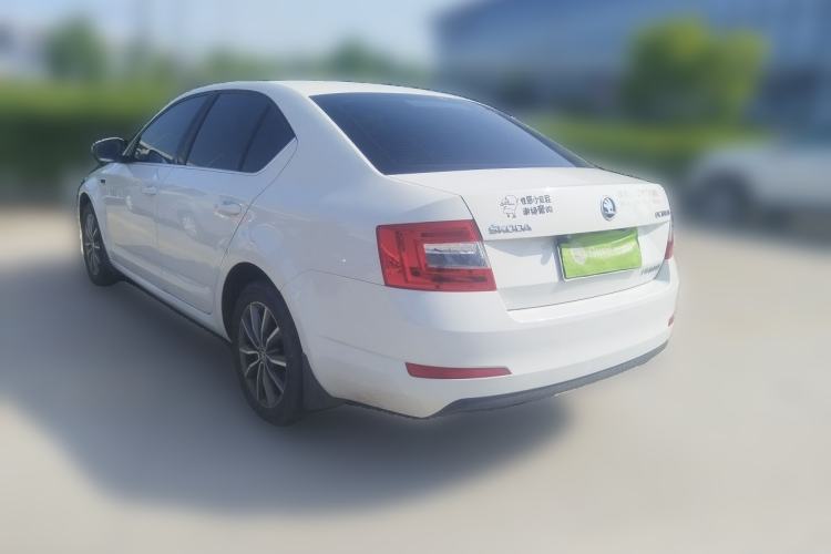 Used Skoda Octavia 2017 1.6L Manual Trend Edition Rear Left 45 Deg