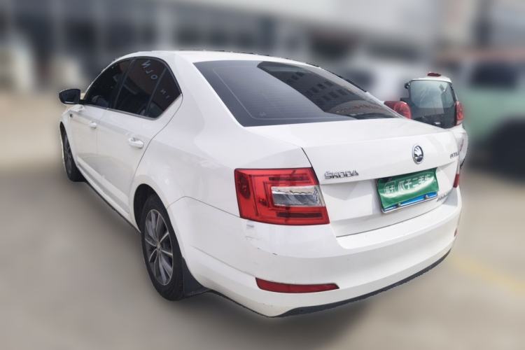 Used Skoda Octavia 2017 1.6L Manual Trend Edition Rear Left 45 Deg