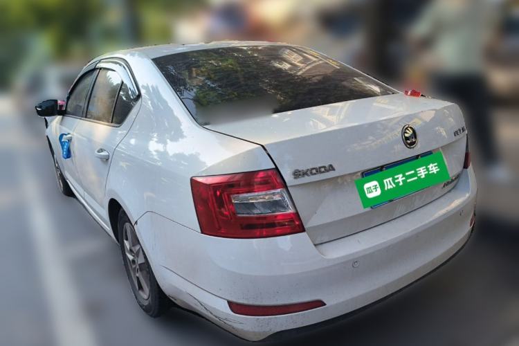 Used Skoda Octavia 2017 Classic Model 1.6L Automatic Standard Edition Rear Left 45 Deg
